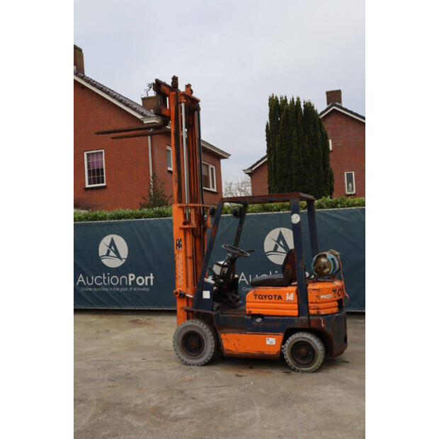 1990 Toyota 42-5FG14-44145489