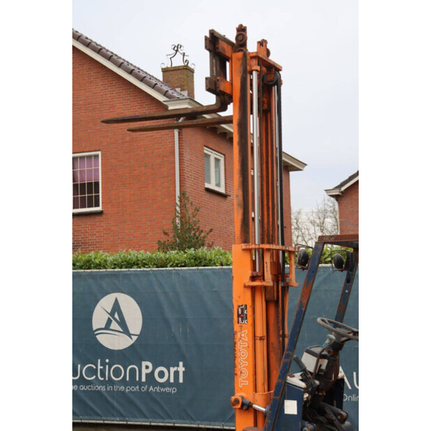 1990 Toyota 42-5FG14-44145490