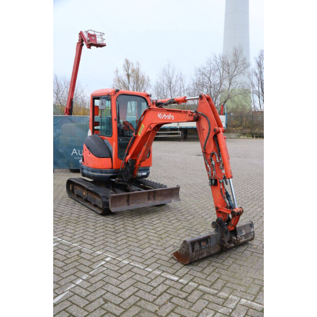 2007 كوبوتا U25-3S-44145526