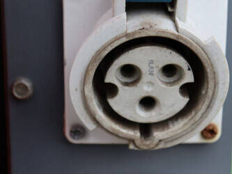 sdmo-r220-1392290-44145625