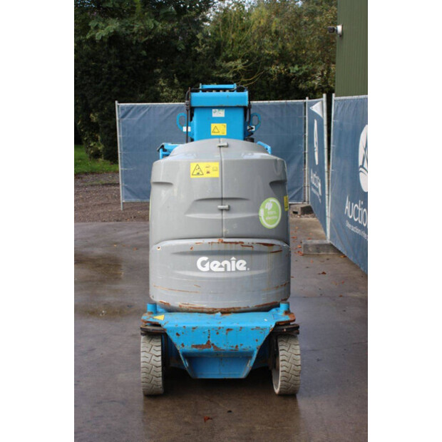 2016 Genie GR-26J-44145789