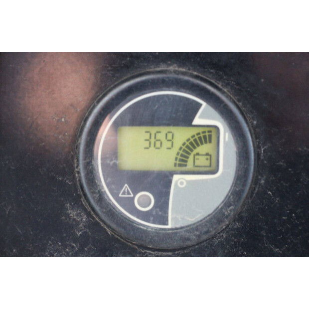 2016 Genie GR-26J-44145804