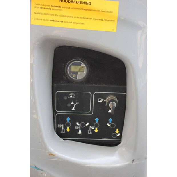 2016 Genie GR-26J-44145805