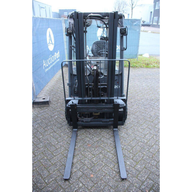 2014 ليندي E20PL-01-44145919