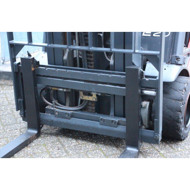 2014 ليندي E20PL-01-44145923