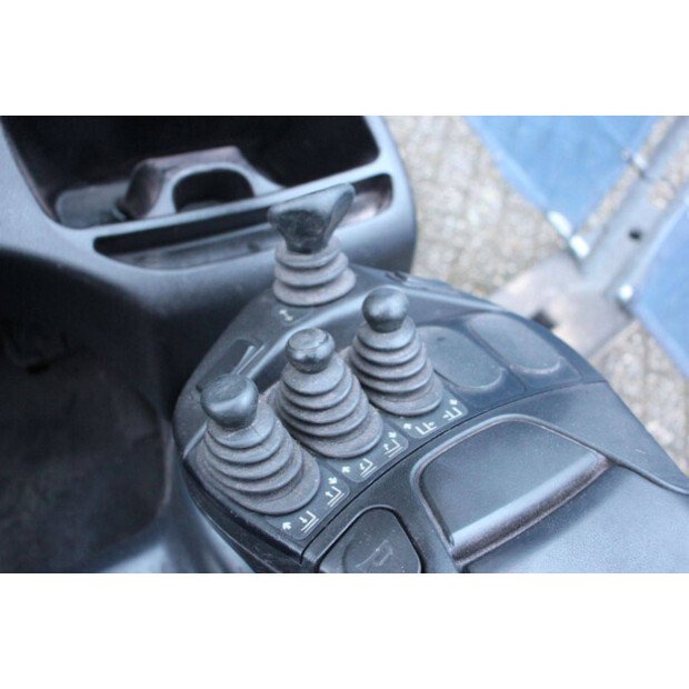 2017 Linde E16C-02-44145969