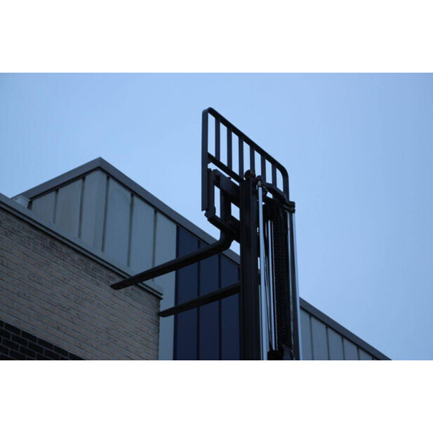 2017 Linde E16C-02-44145976