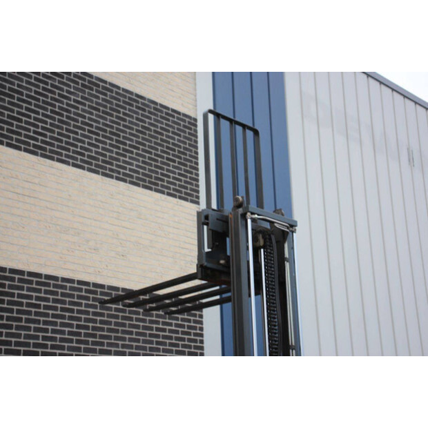 2017 ليندي E16C-02-44146006