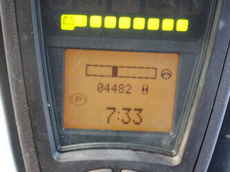 2014-linde-e18ph-02-1392306-44146097