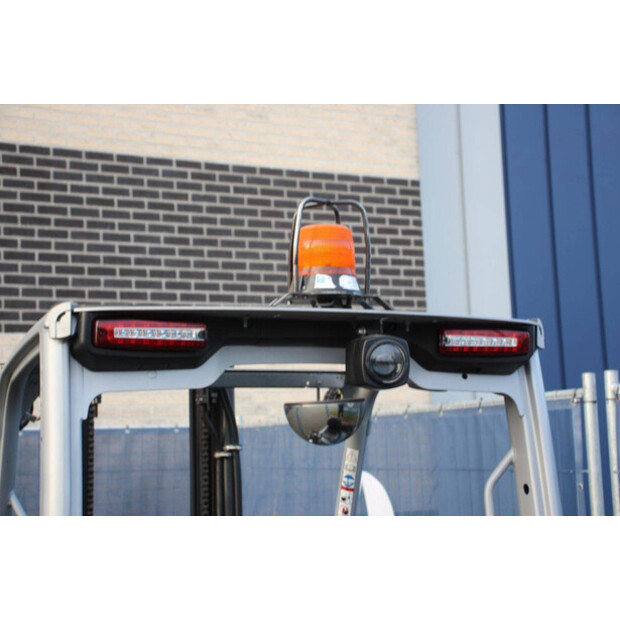 2020 Still RX20-16-44146227