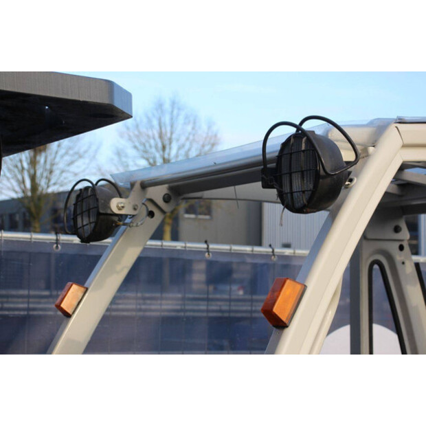 2014 نيسان Y1D2A25Q-44146254