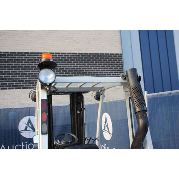 2014 نيسان Y1D2A25Q-44146257