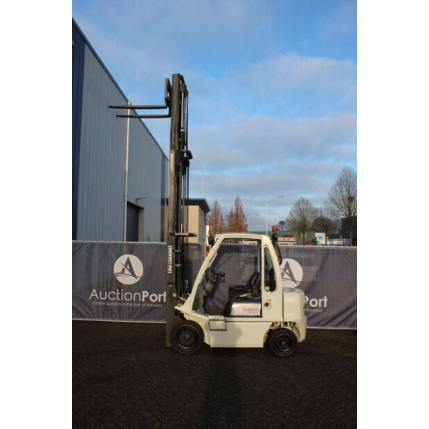 2014 نيسان Y1D2A25Q-44146270