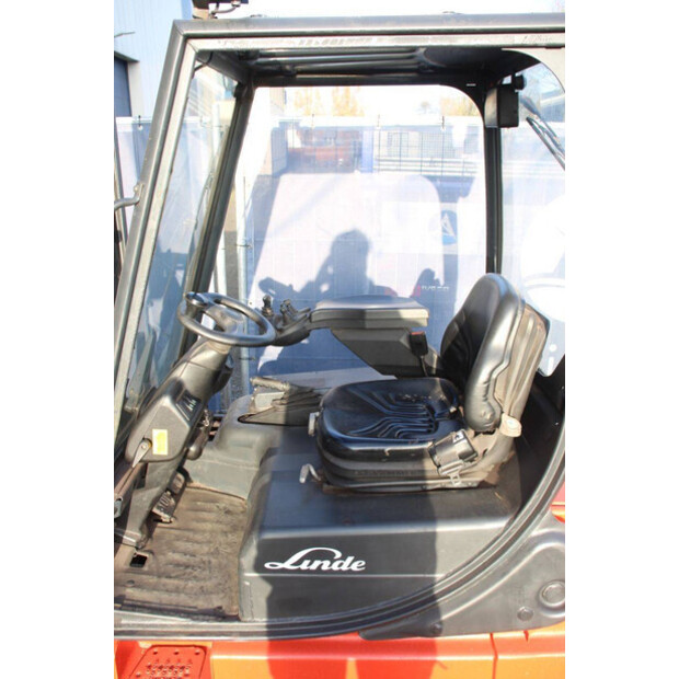 2001 ليندي E16-02-44146306