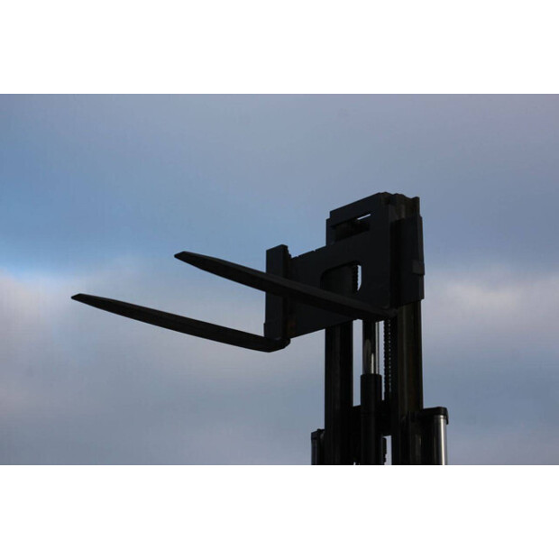 1996 فانتوزي SF45-44146379