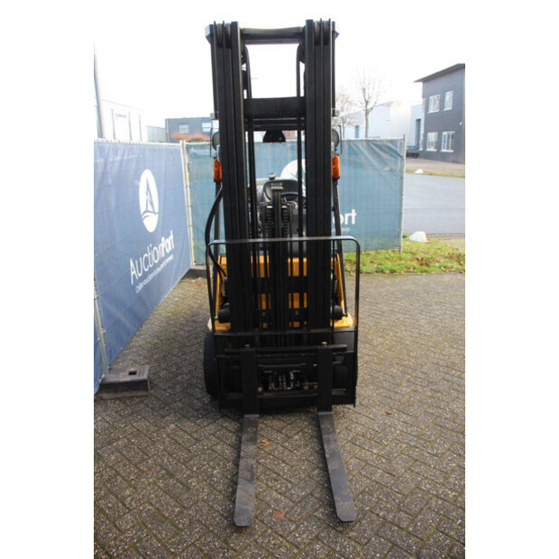 2019 كاتربيلر 2C5000-44146417