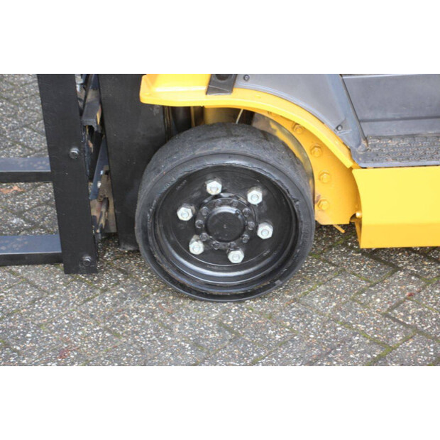 2019 كاتربيلر 2C5000-44146424