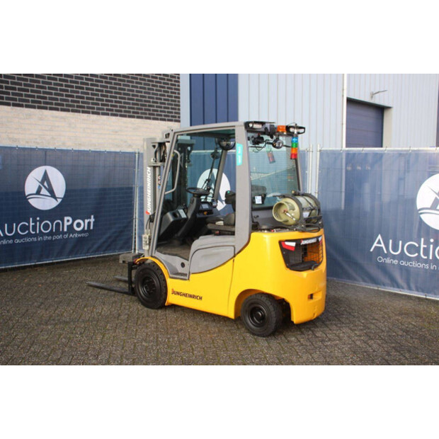 2019 Jungheinrich TFG320S-44146472