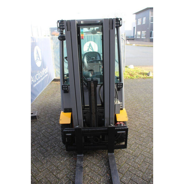2019 Jungheinrich TFG320S-44146476