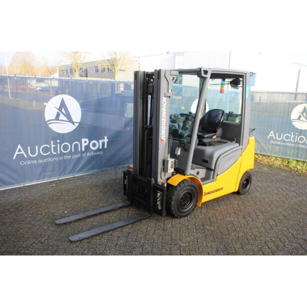 2019 Jungheinrich TFG320S-44146477