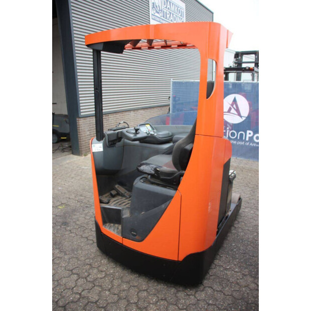 2017 Toyota RRE180-44146536