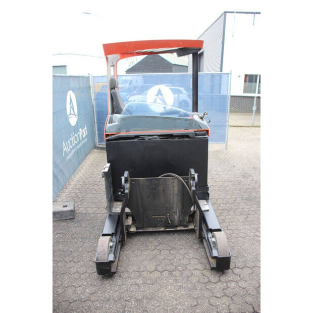 2017 Toyota RRE180-44146538