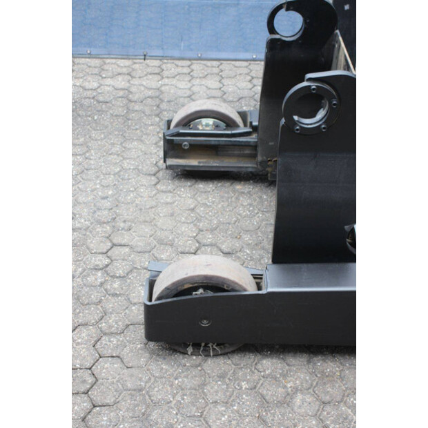 2017 Toyota RRE180-44146560