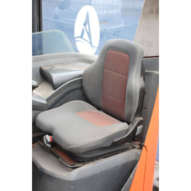 2010 بي تي RRE 200-44146586