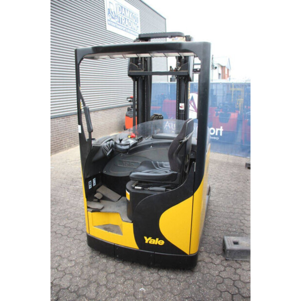 2007 يال MR16-44146621