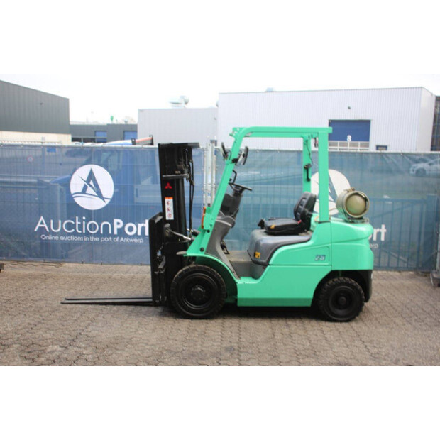 2014 MITSUBISHI FG25NT-44146702