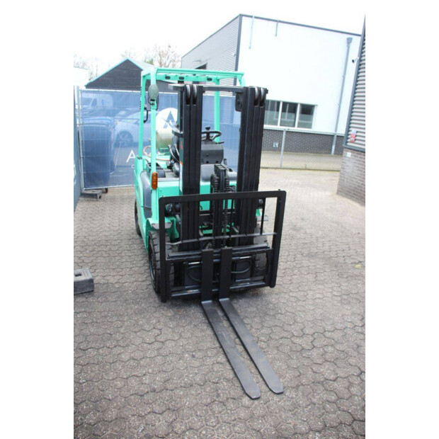 2014 MITSUBISHI FG25NT-44146706