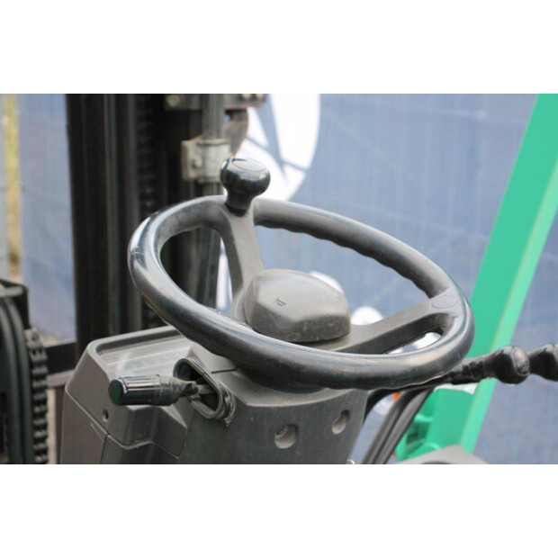 2014 MITSUBISHI FG25NT-44146725