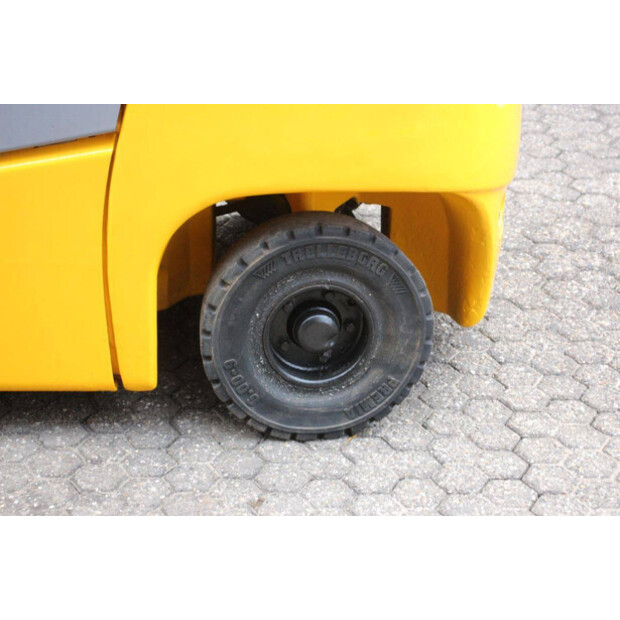 Jungheinrich TFG 425-44146748