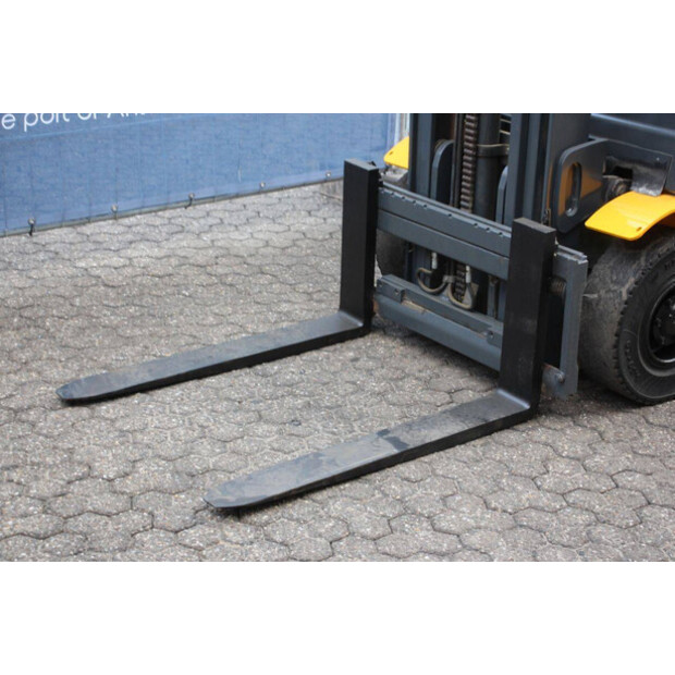 Jungheinrich TFG 320-44146773