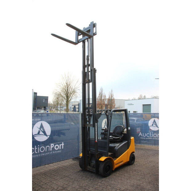 Jungheinrich TFG 320-44146796