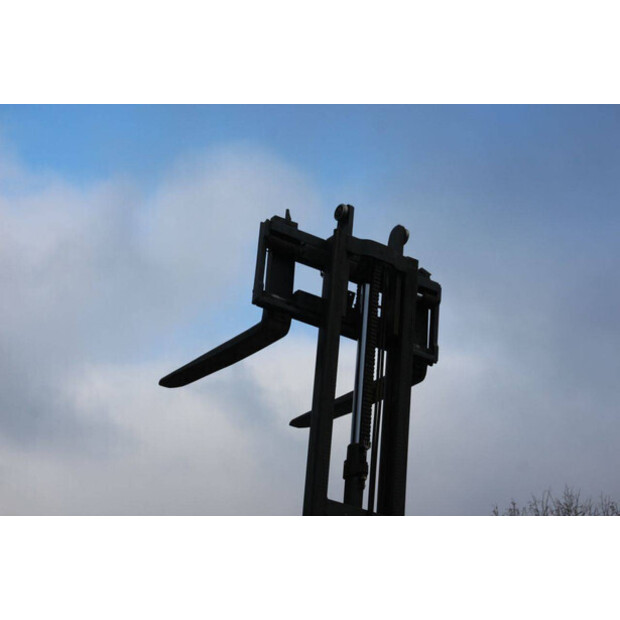 Jungheinrich TFG 320-44146800