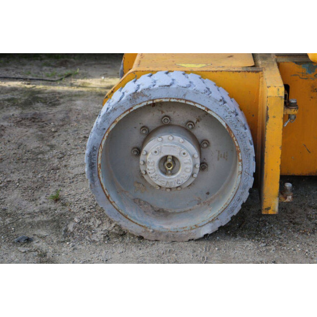 1998 Genie Z-30/20N-44146900