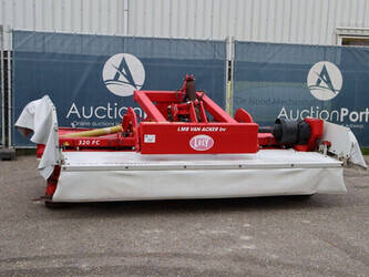 صورة ل جزازات 2014 ليلي 320 FC للبيع في بلجيكا