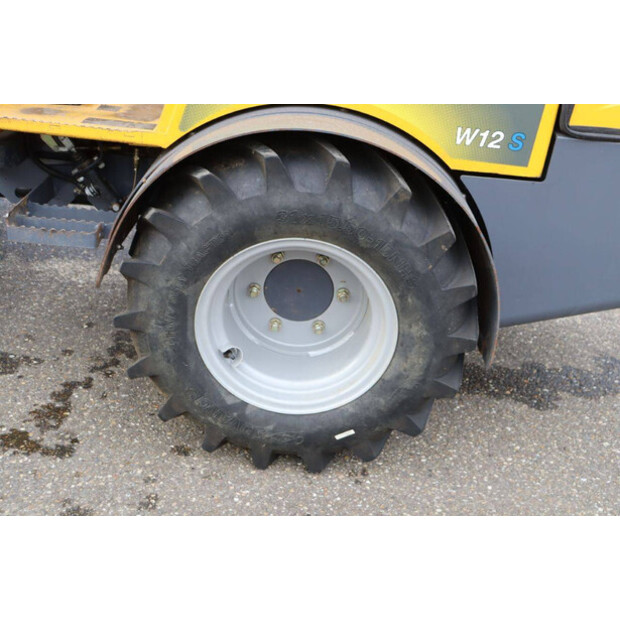 2020 Eurotrac 820/W12S-44146996