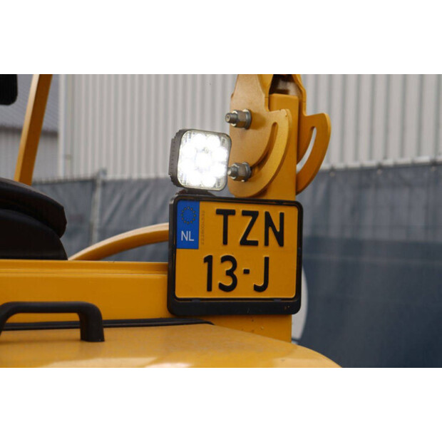 2020 Eurotrac 820/W12S-44147002