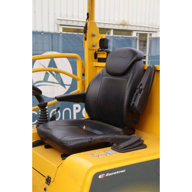 2020 Eurotrac 820/W12S-44147005