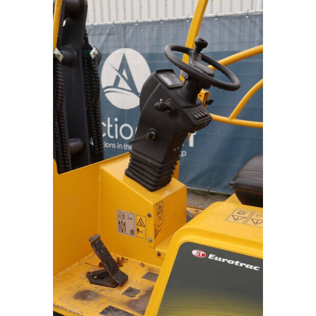 2020 Eurotrac 820/W12S-44147006