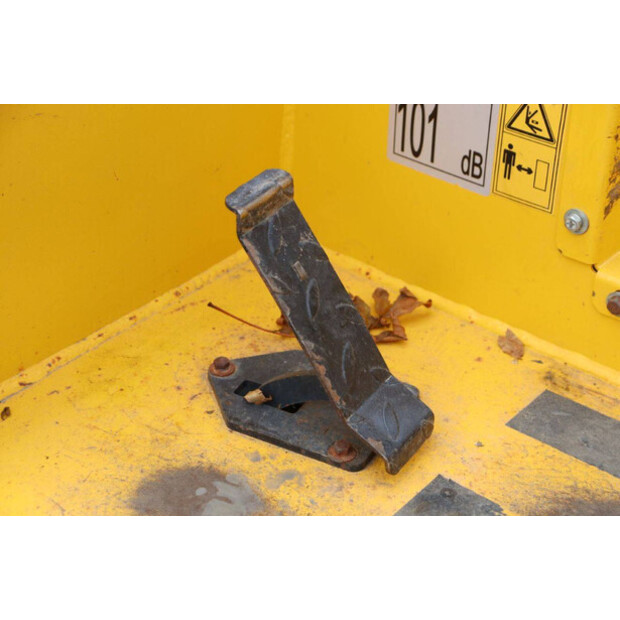 2020 Eurotrac 820/W12S-44147007