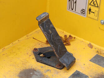 2020-eurotrac-820-w12s-44147007