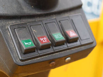 2020-eurotrac-820-w12s-44147010