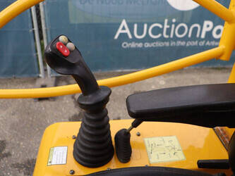 2020-eurotrac-820-w12s-44147014