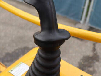 2020-eurotrac-820-w12s-44147015