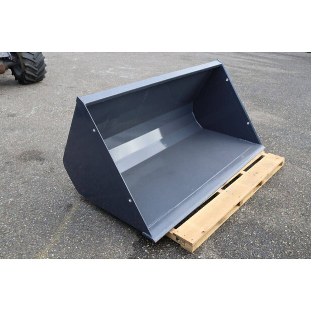 2020 Eurotrac 820/W12S-44147027