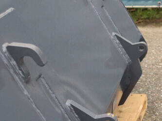 2020-eurotrac-820-w12s-44147029