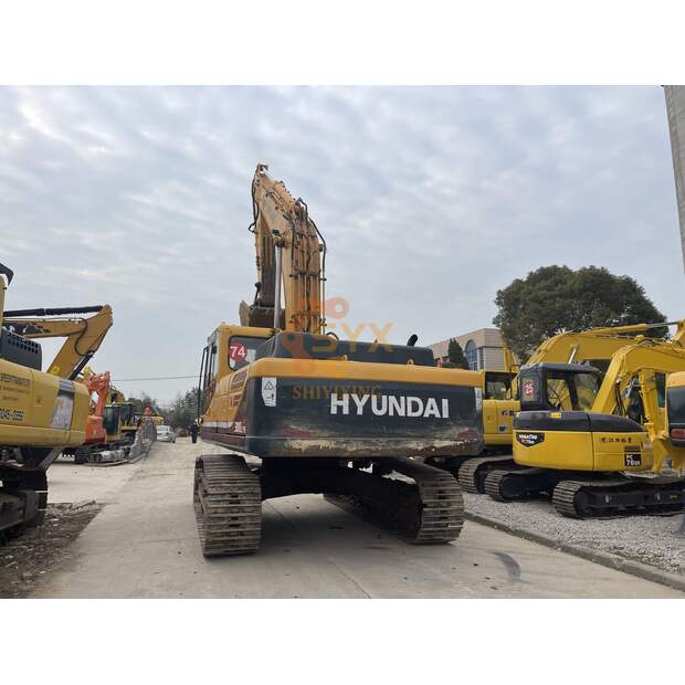 2023 هيونداي R300LC-9S-44147054